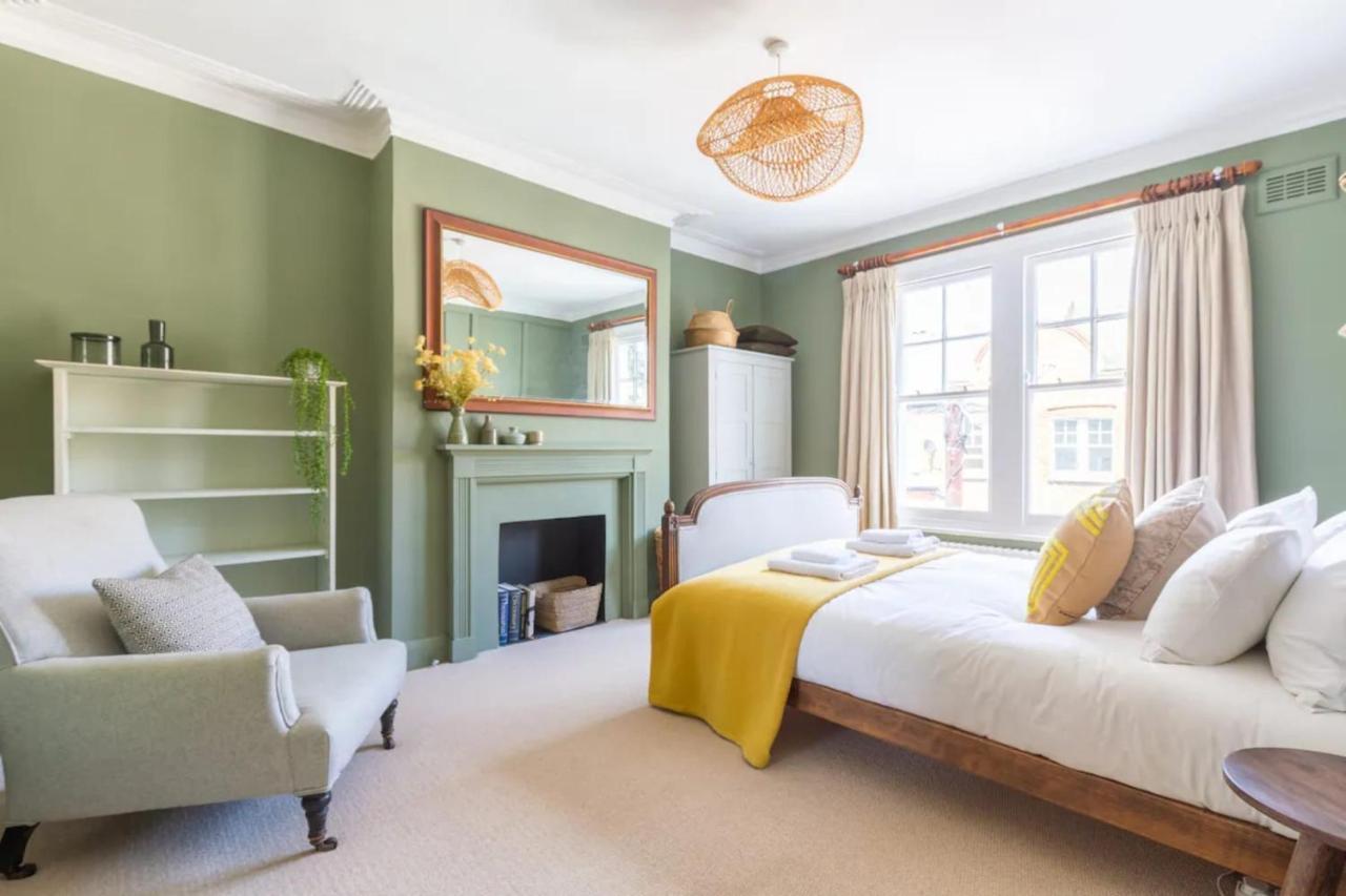 Luxuriously Designed 3 Bedroom Apartment In Clapham Лондон Екстериор снимка