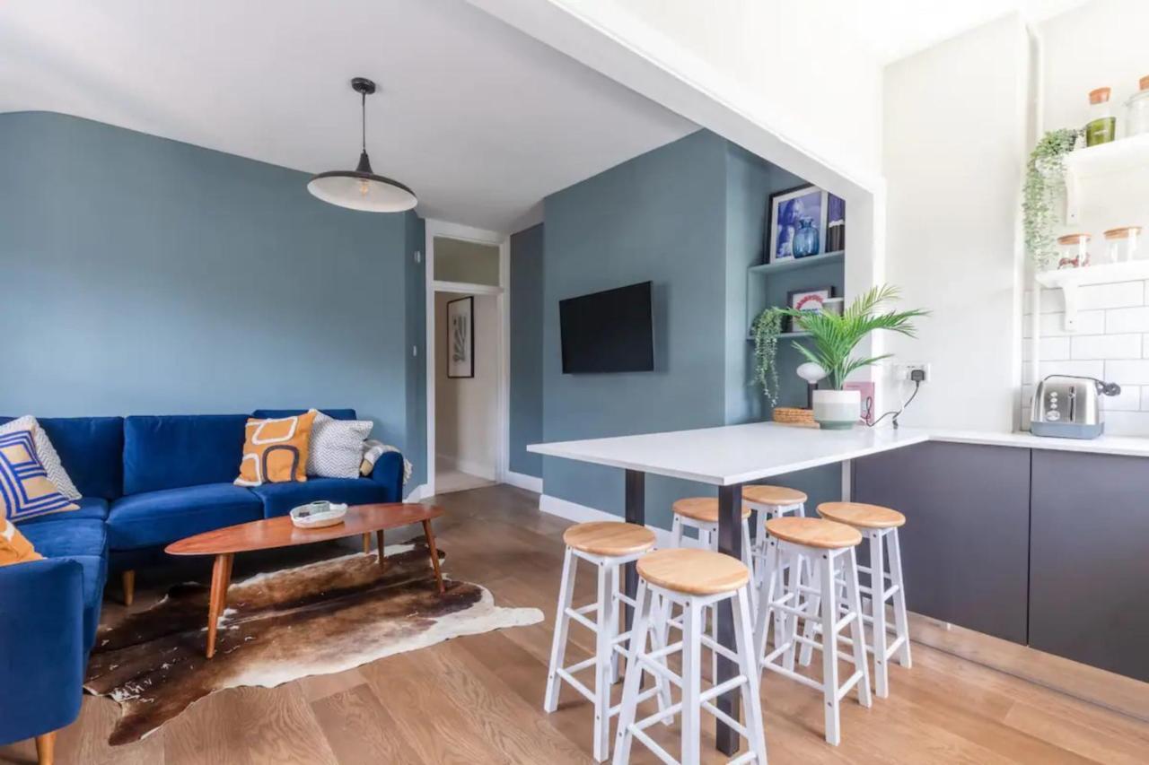 Luxuriously Designed 3 Bedroom Apartment In Clapham Лондон Екстериор снимка