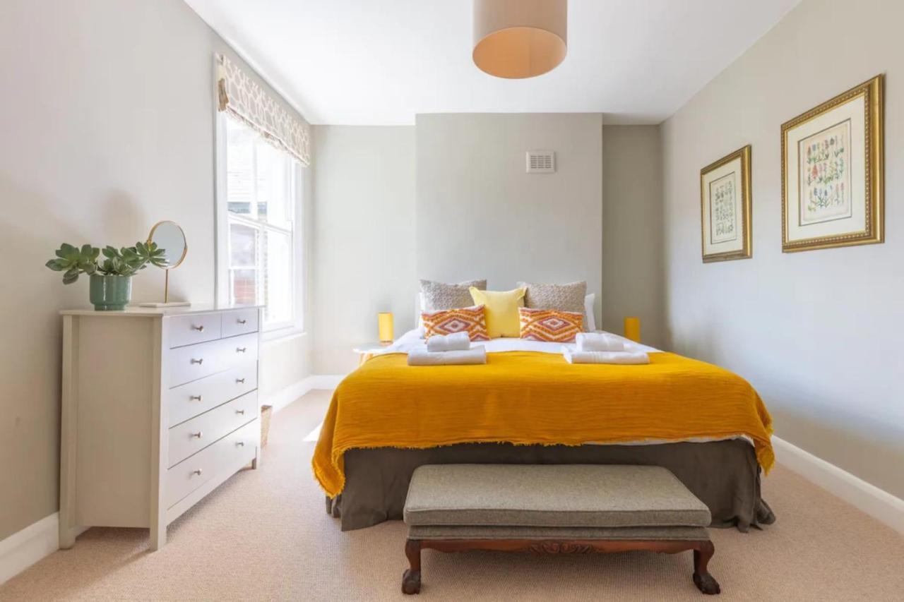 Luxuriously Designed 3 Bedroom Apartment In Clapham Лондон Екстериор снимка