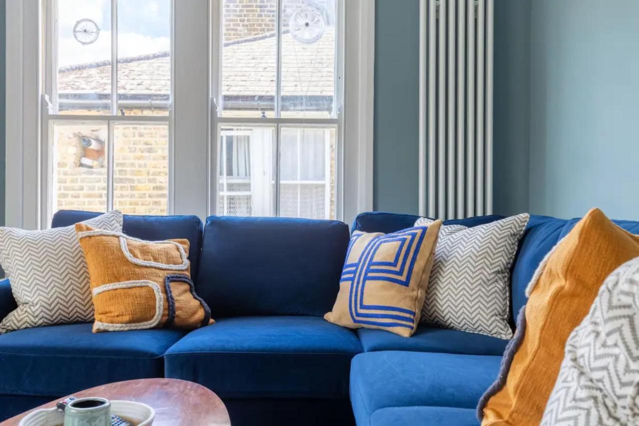 Luxuriously Designed 3 Bedroom Apartment In Clapham Лондон Екстериор снимка