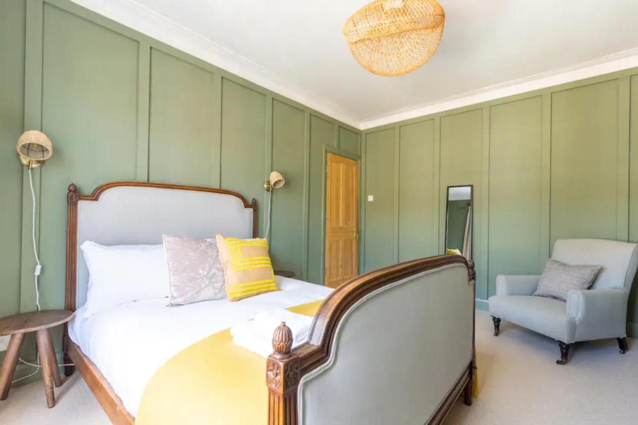 Luxuriously Designed 3 Bedroom Apartment In Clapham Лондон Екстериор снимка