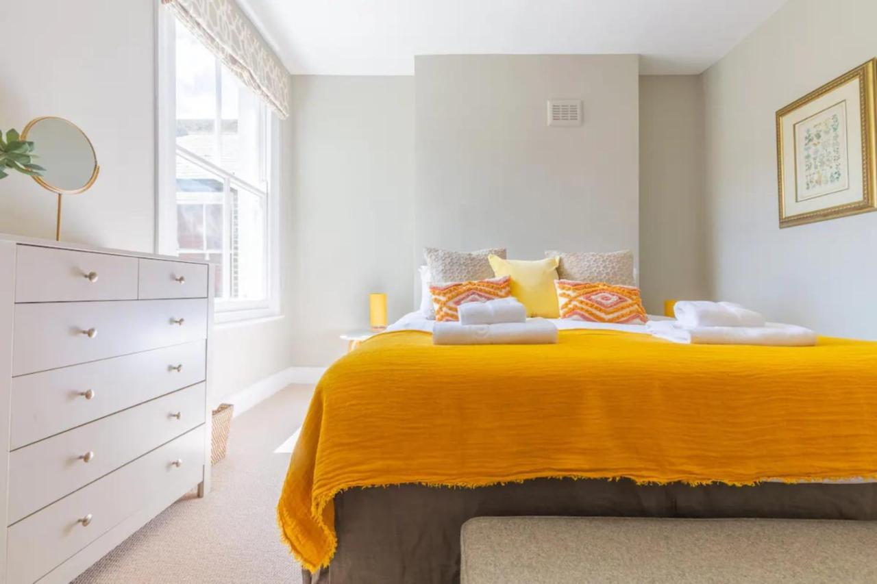 Luxuriously Designed 3 Bedroom Apartment In Clapham Лондон Екстериор снимка